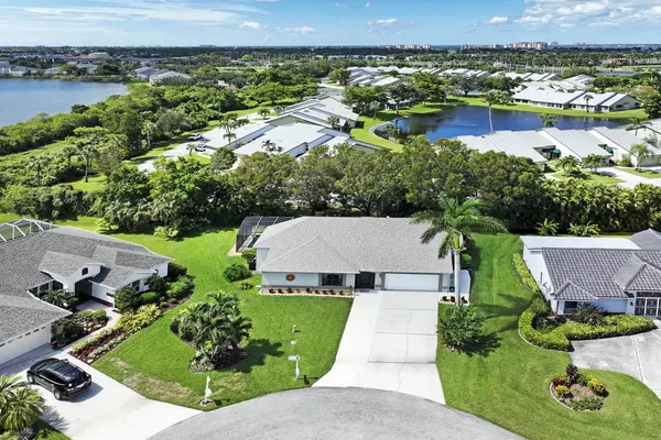 14958 Mahoe Ct, Fort Myers, FL 33908-5403