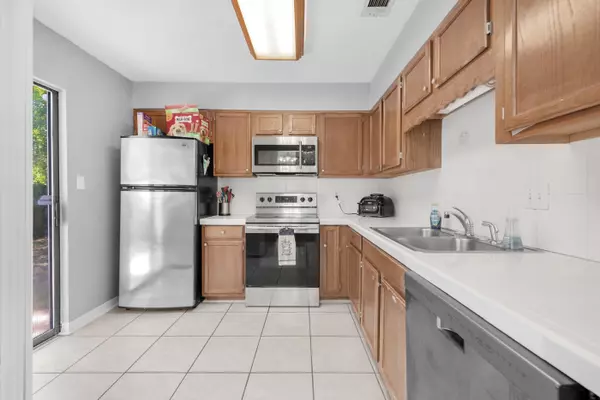 Fort Walton Beach, FL 32547,1918 Squirrel Path