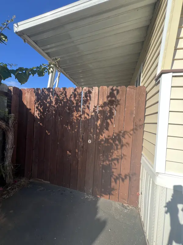 1046 S Cleveland St #14, Oceanside, CA 92054-5038