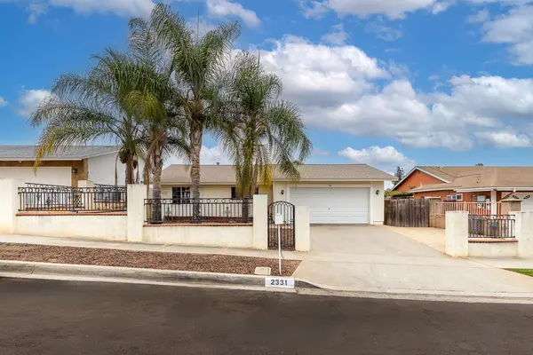 2331 Lee Ave, Escondido, CA 92027-1728