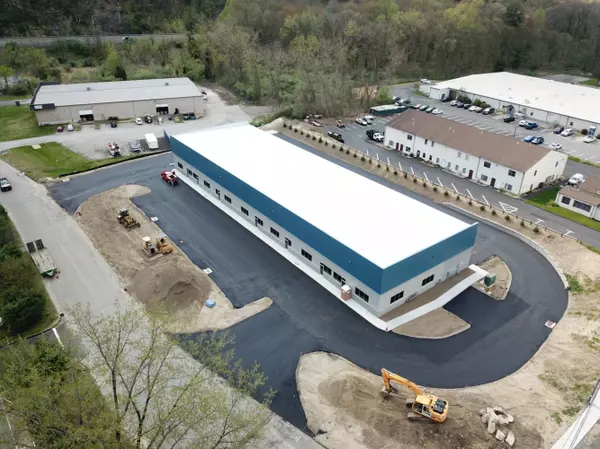 Brookfield, CT 06804,984 Federal Road