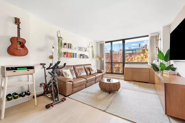 344 West 23rd Street #5D, New York, NY 10011