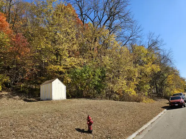 409 E Bluff St, Cassville, WI 53806-7108