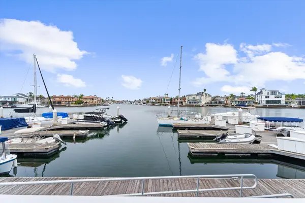 4053 Aladdin Dr, Huntington Beach, CA 92649-4224