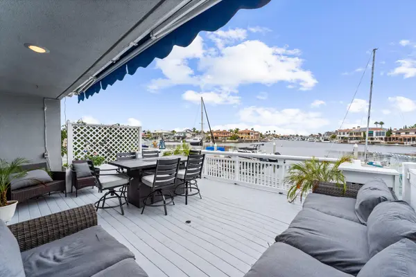 4053 Aladdin Dr, Huntington Beach, CA 92649-4224