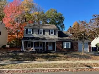 711 Fairbridge Dr, Fairless Hills, PA 19030-3502