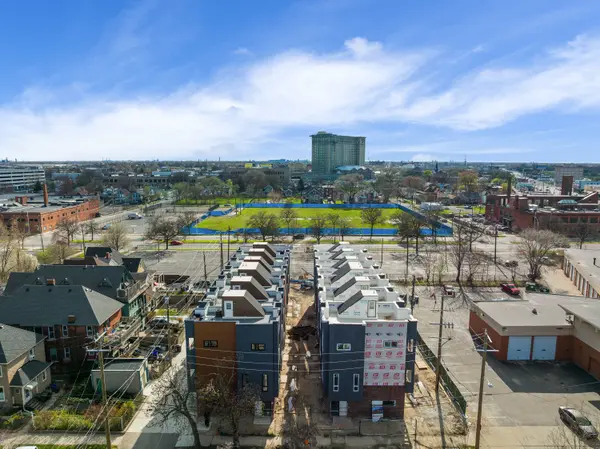 2037 11th St #10, Detroit, MI 48216-1696