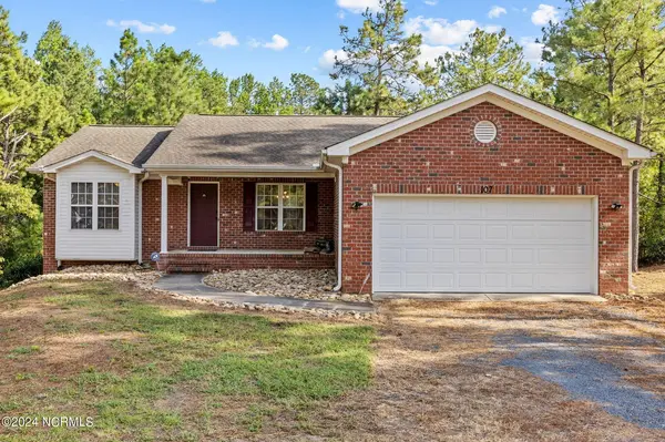 107 Lewis Ln, Pinebluff, NC 28373-8339
