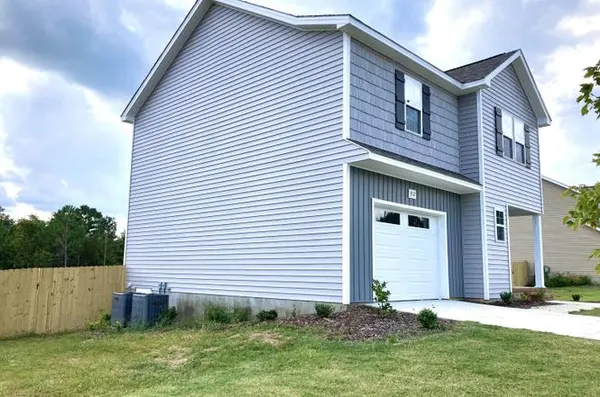 912 Allstar Ave, Cameron, NC 28326-0138