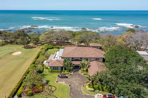 Santa Cruz, Costa rica,Hacienda Pinilla