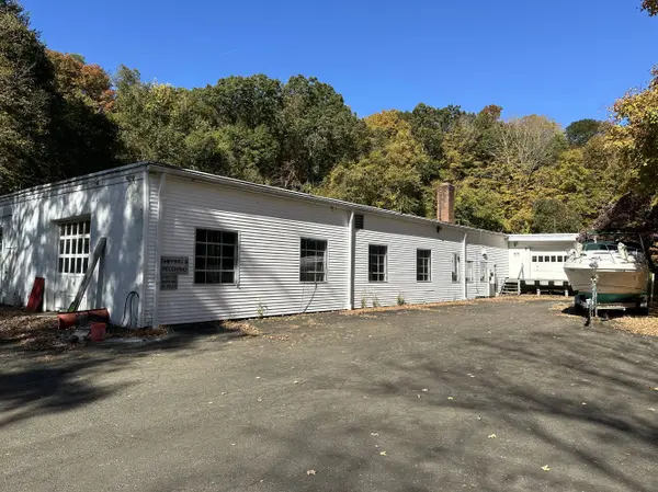 193 Long Ridge Rd, Danbury, CT 06810-8463