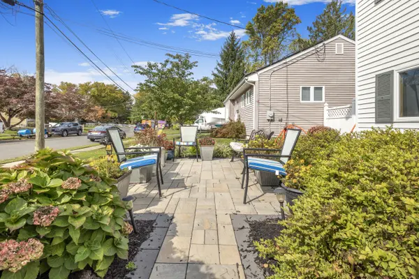 36 Nancy Dr, Hamilton Twp, NJ 08619-1530
