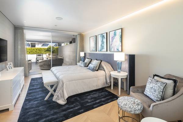 Stunning design 4-Bedroom Apartment #QPSAV, Portugal,