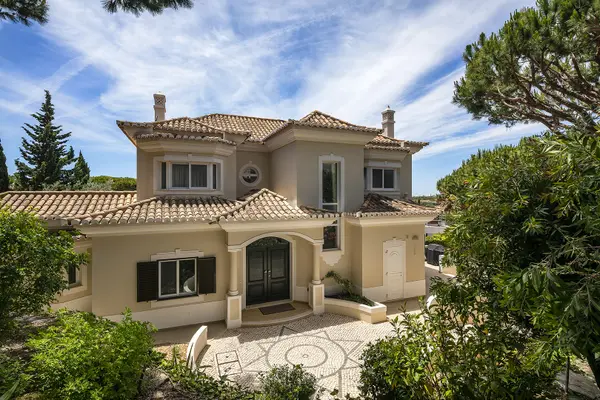 Impressive Traditional Villa in Quinta do Lago #QPSAV, Algarve,