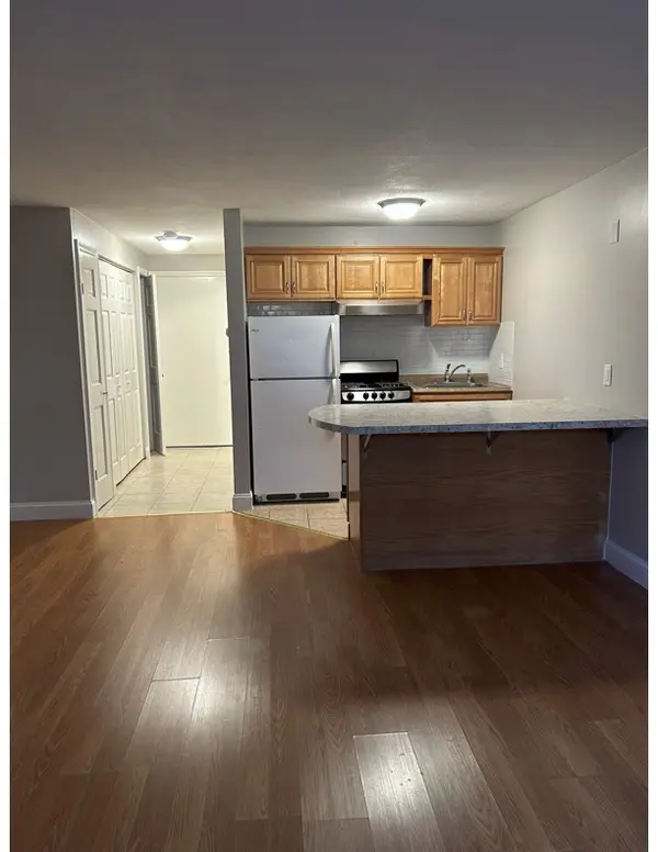 8 Kenmar Dr #53, Billerica, MA 01821-4759
