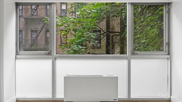 420 W 25th St #2J, New York, NY 10001-6526