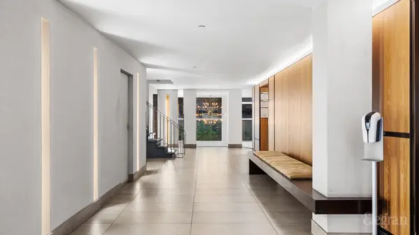 420 W 25th St #2J, New York, NY 10001-6526