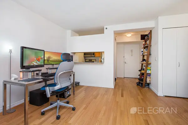 2  Gold St #806, New York, NY 10038-0122