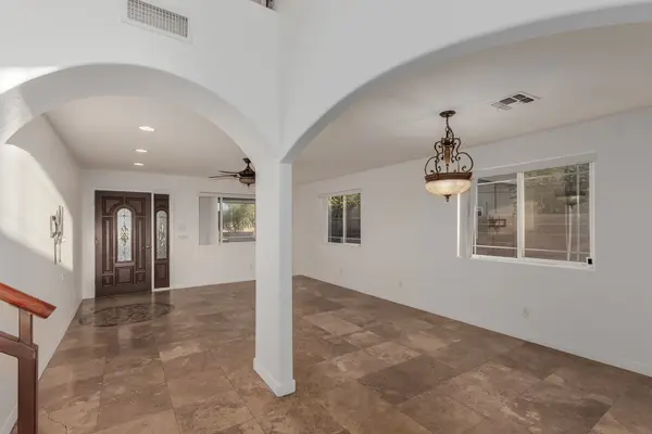 944 S Grand, Mesa, AZ 85210-8612