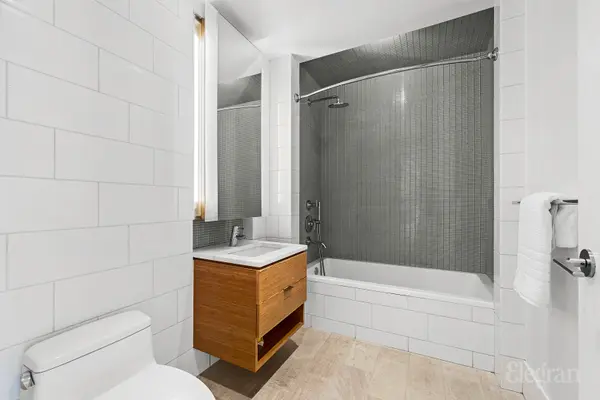 435 E 86th St #3G, New York, NY 10028-6427