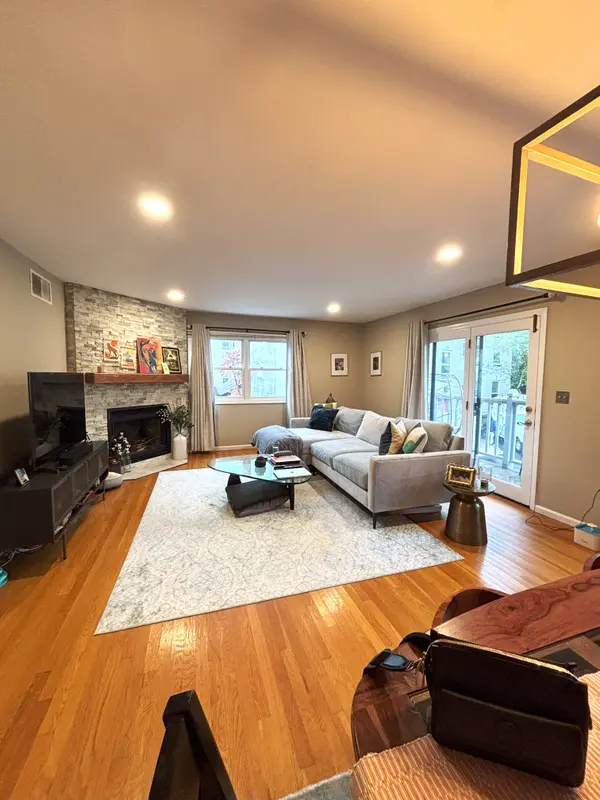 31 Morton St #B, Jamaica Plain, MA 02130-3718