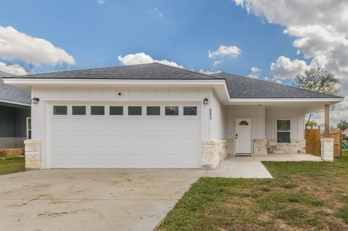 503 Avenue A, Moody, TX 76557-4337