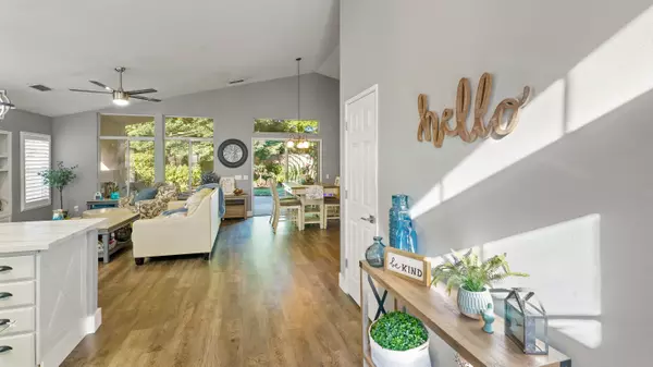 7213 Clearview Way, Roseville, CA 95747-8309