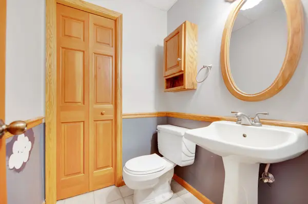 2131 Edinbrook Ter N, Minneapolis, MN 55443-3718