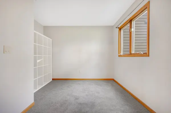 2131 Edinbrook Ter N, Minneapolis, MN 55443-3718