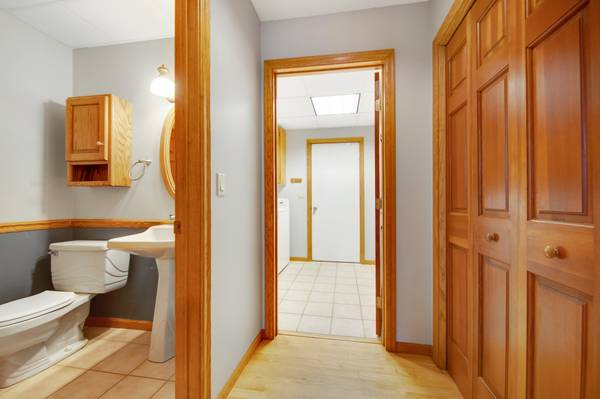 2131 Edinbrook Ter N, Minneapolis, MN 55443-3718