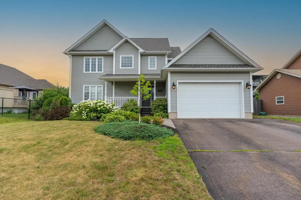 54 McCoy St, Moncton, NB E1G 0K6
