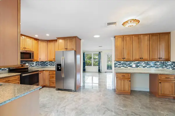 239 NE 17th St, Delray Beach, FL 33444