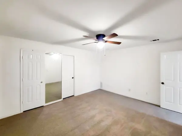 1312 Windingbrook Dr, Desoto, TX 75115
