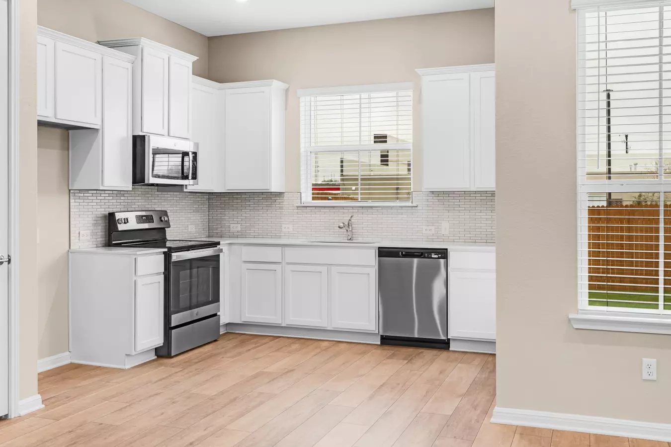 Real Estate Carolan Braaten Real Broker LLC 6199050432