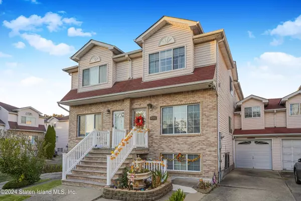 279 Timber Ridge Dr, Staten Island, NY 10306-61ND