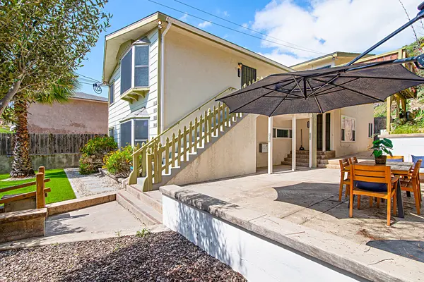 806 W Brookes Ave, San Diego, CA 92103-3802