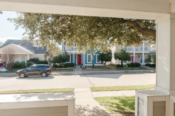 10175 Cedar Lake Dr, Aubrey, TX 76227