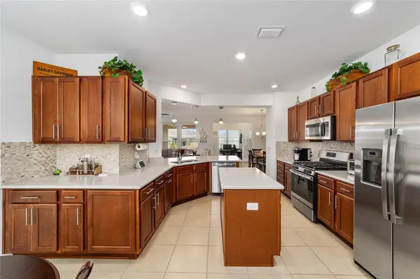 4225 NW 56th Ct, Ocala, FL 34482-4927