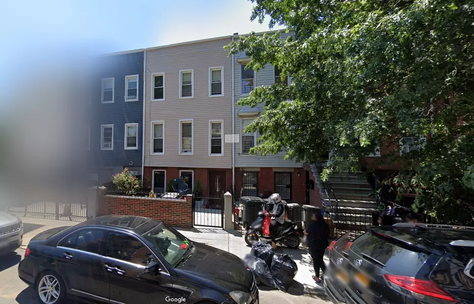 636 Marcy Ave, Brooklyn, NY 11206-6435