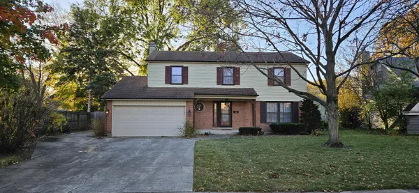 4532 Waubansie Ln, Lisle, IL 60532-1063