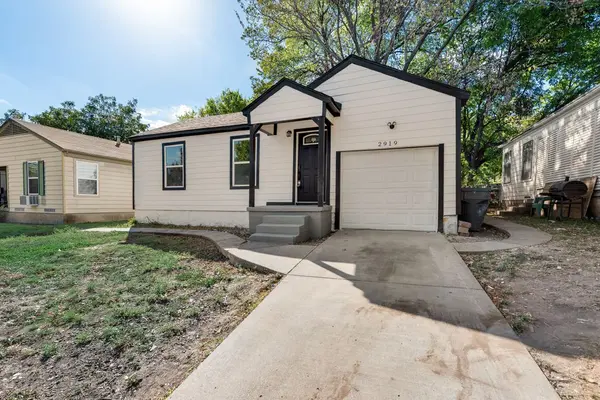 2919 S Ewing Ave, Dallas, TX 75216-4318