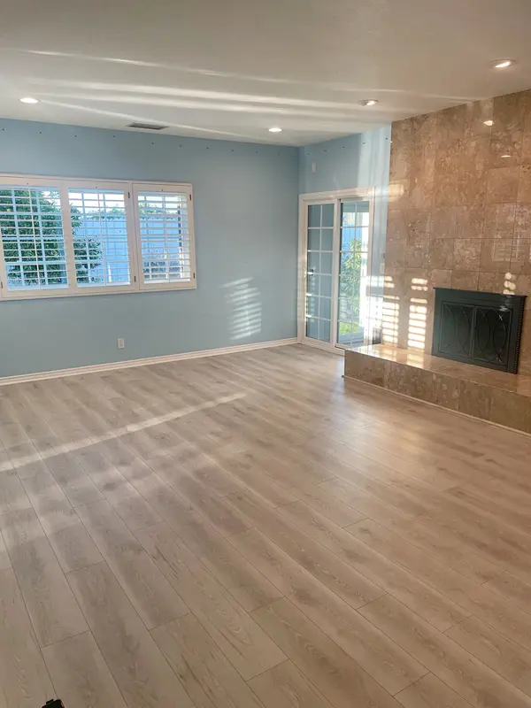 1031 E Calle Ruiz, Thousand Oaks, CA 91360-6127