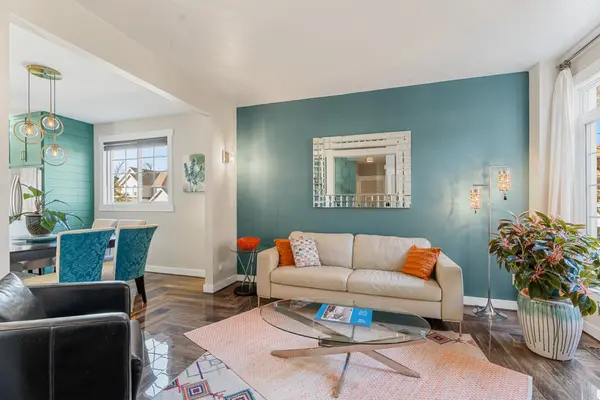 341 Shadehill Crescent, Ottawa, ON K2J 0L6