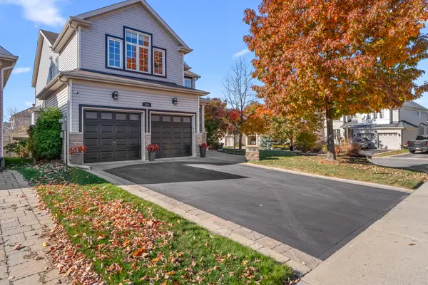 341 Shadehill Crescent, Ottawa, ON K2J 0L6