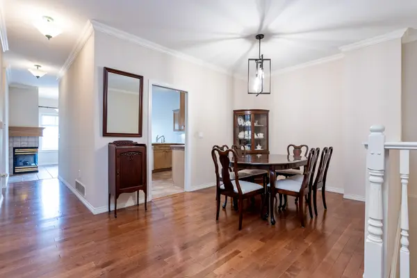 5201 Oakmount Cres #20, Burnaby, BC V5H 4S8