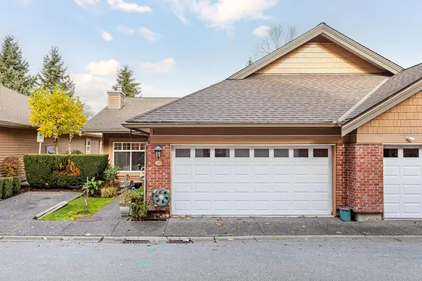 5201 Oakmount Cres #20, Burnaby, BC V5H 4S8