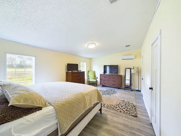 24249 Glory Ave, Porter, TX 77365-5348