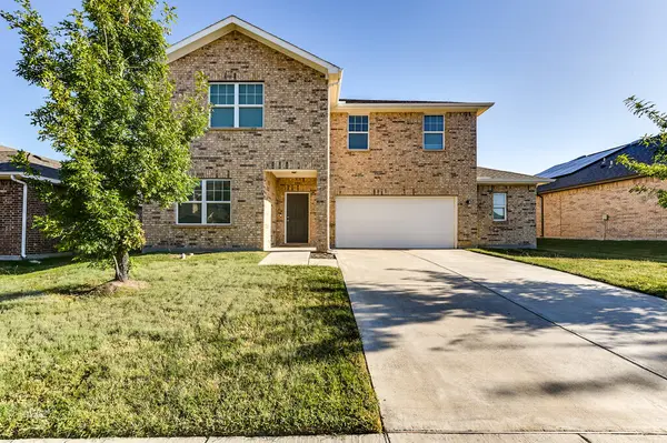 417 Gypsum Ln, Glenn Heights, TX 75154-5531