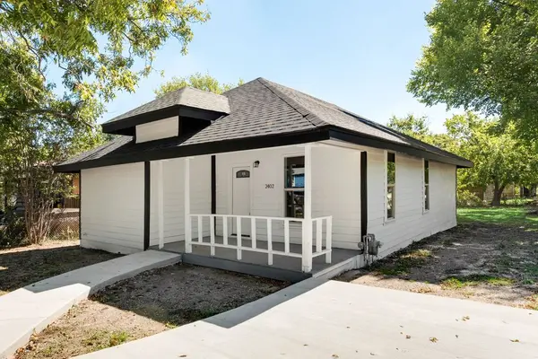 2402 Scotland Dr, Dallas, TX 75216-6542
