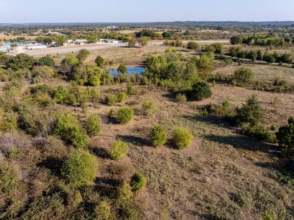 708 Sand Stone Rd, Durant, OK 74701-7409